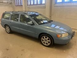 Blå Begagnad 2004 Volvo V70 Kinetic Kombi | 15 000 kr (Superpris)