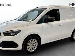 Vit (white) Ny 2025 Mercedes Citan 110 Edition Van | 348 750 kr (Marknadspris)