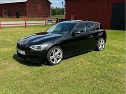 Svart Begagnad 2012 BMW 125 M Sport Halvkombi | 156 000 kr