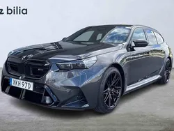 Grå Ny 2025 BMW M5 Kombi | 1 729 900 kr