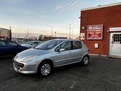 Grå Begagnad 2006 Peugeot 307 Halvkombi | 26 000 kr (Marknadspris)