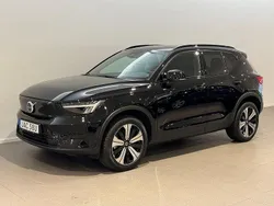 Svart Begagnad 2022 Volvo XC40 Core SUV | 349 500 kr
