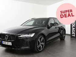 Svart Begagnad 2022 Volvo V60 R-Design Kombi | 439 500 kr (Marknadspris)