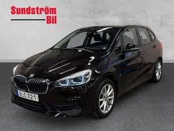 Röd Begagnad 2018 BMW 225 Minibuss | 199 900 kr (Superpris)