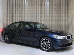 Blå Begagnad 2019 BMW 520 Sport Line Sedan | 269 900 kr (Marknadspris)
