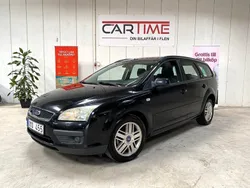 Svart Begagnad 2006 Ford Focus Ghia Kombi | 25 000 kr (Bra pris)