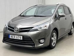 Mörkgrå Begagnad 2016 Toyota Verso Executive Minibuss | 149 000 kr (Marknadspris)