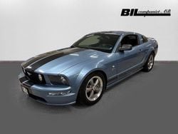 Ljusblå Begagnad 2005 Ford Mustang GT Sportkupé | 199 000 kr