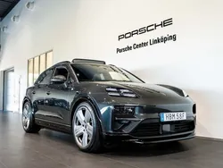 Grå Begagnad 2024 Porsche Macan Turbo SUV | 1 550 000 kr (Dyr)