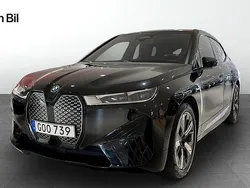 Svart Begagnad 2022 BMW iX SUV | 499 000 kr (Bra pris)