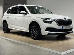Vit (candy white) Begagnad 2021 Skoda Kamiq Style SUV | 204 900 kr (Marknadspris)
