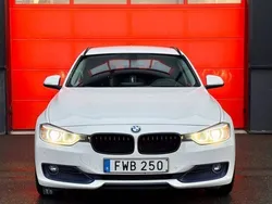 Vit Begagnad 2015 BMW 318 Sport Line Kombi | 119 000 kr (Marknadspris)