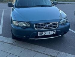 Grön Begagnad 2004 Volvo XC70 Business Edition SUV | 42 000 kr (Marknadspris)