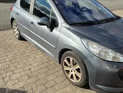 Grå Begagnad 2007 Peugeot 207 Sport Halvkombi | 20 000 kr (Bra pris)