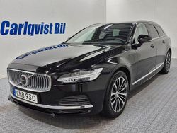 Svart Begagnad 2023 Volvo V90 Core Kombi | 369 000 kr (Marknadspris)