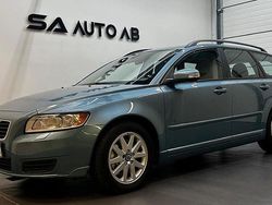 Blå Begagnad 2007 Volvo V50 Kinetic Kombi | 79 900 kr (Lite dyr)