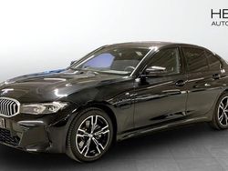 Svart Begagnad 2025 BMW 330 M Sport Sedan | 528 700 kr