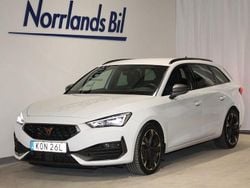 Vit (nevada white metallic) Begagnad 2024 Cupra Leon Kombi | 359 900 kr
