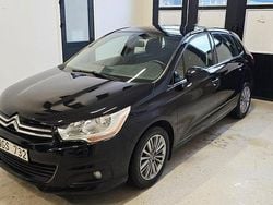 Svart Begagnad 2013 Citroën C4 Halvkombi | 89 900 kr (Marknadspris)