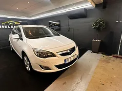 Vit Begagnad 2011 Opel Astra Enjoy Kombi | 49 900 kr (Marknadspris)