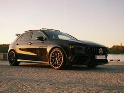 Mercedes A45 AMG