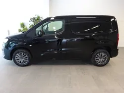 Svart Ny 2025 Citroën Berlingo Business Class Minibuss | 337 646 kr (Bra pris)