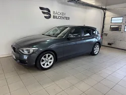 Grå Begagnad 2014 BMW 118 Halvkombi | 129 900 kr (Bra pris)