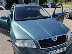 Grön Begagnad 2008 Skoda Octavia Sport Kombi | 21 999 kr (Bra pris)