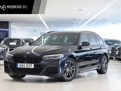 Svart Begagnad 2021 BMW 530e M Sport Kombi | 409 900 kr (Marknadspris)