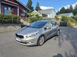 Grå Begagnad 2013 Kia Ceed Comfort Halvkombi | 84 900 kr (Marknadspris)