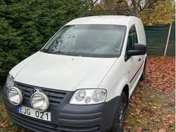 Vit Begagnad 2008 VW Caddy Minibuss | 32 500 kr (Marknadspris)