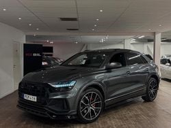 Grå Begagnad 2019 Audi Q8 S-Line SUV | 569 900 kr (Marknadspris)