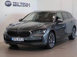Grå Begagnad 2024 Skoda Superb LAURIN & KLEMENT Kombi | 499 900 kr