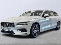 Vit Begagnad 2021 Volvo V60 Inscription Kombi | 295 000 kr (Bra pris)