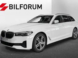 Vit Begagnad 2020 BMW 530e Kombi | 274 900 kr (Bra pris)