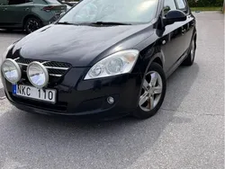 Svart Begagnad 2007 Kia Ceed 4 Halvkombi | 28 000 kr (Dyr)