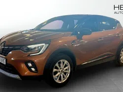 Mörkgrå Begagnad 2020 Renault Captur Intens SUV | 164 900 kr (Marknadspris)