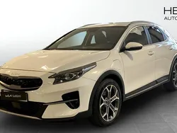 Vit (white) Begagnad 2022 Kia XCeed Advance SUV | 249 000 kr (Marknadspris)