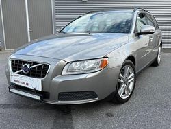 Ljusbrun (brun) Begagnad 2010 Volvo V70 Drive Kinetic Kombi | 48 900 kr (Marknadspris)