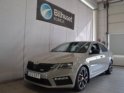 Grå Begagnad 2018 Skoda Octavia RS Halvkombi | 259 000 kr