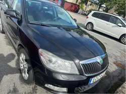 Svart Begagnad 2011 Skoda Octavia Kombi | 67 000 kr (Bra pris)