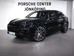 Svart (black) Ny 2025 Porsche Cayenne SUV | 1 439 700 kr (Bra pris)