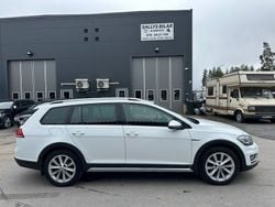 Vit Begagnad 2017 VW Golf Alltrack Kombi | 149 900 kr (Marknadspris)