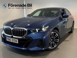 Blå Begagnad 2024 BMW 530e M Sport Sedan | 619 000 kr (Bra pris)