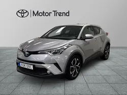 Mörkgrå (grå) Begagnad 2019 Toyota C-HR Edition SUV | 219 900 kr (Marknadspris)