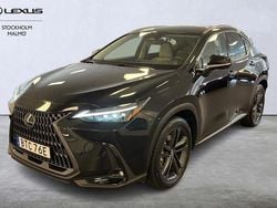 Svart Begagnad 2024 Lexus NX450h+ SUV | 629 000 kr (Marknadspris)