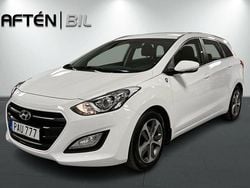 Vit Begagnad 2017 Hyundai i30 Comfort Kombi | 109 800 kr (Bra pris)
