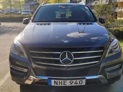 Grå Begagnad 2013 Mercedes ML350 SUV | 195 000 kr (Marknadspris)