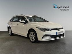 Vit Begagnad 2022 VW Golf VIII Kombi | 259 000 kr (Marknadspris)