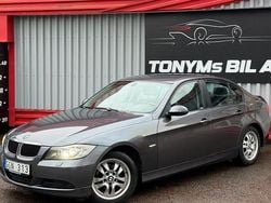 Grå Begagnad 2006 BMW 320 Sedan | 59 900 kr (Marknadspris)